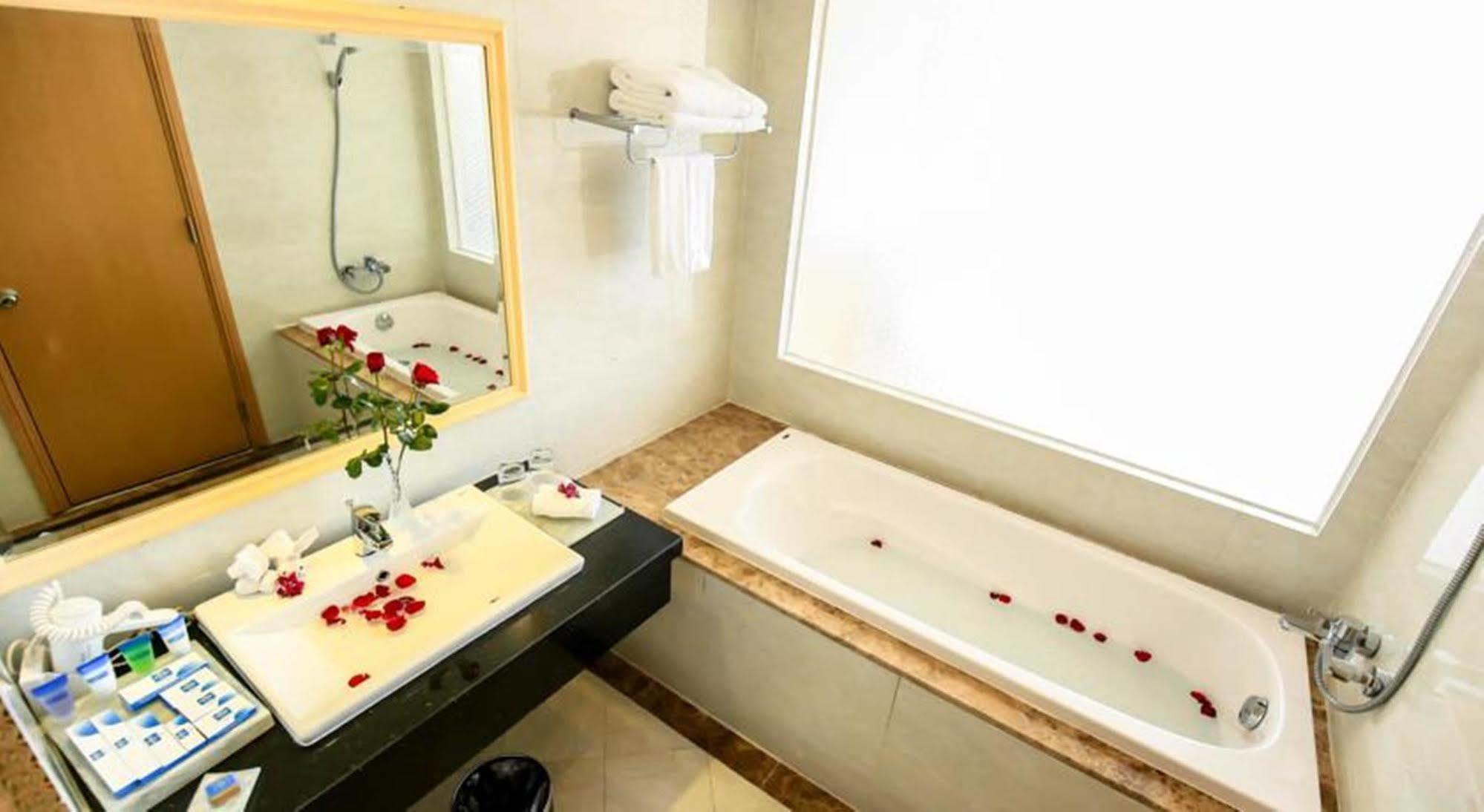 Bavico Plaza Hotel Dalat Eksteriør bilde