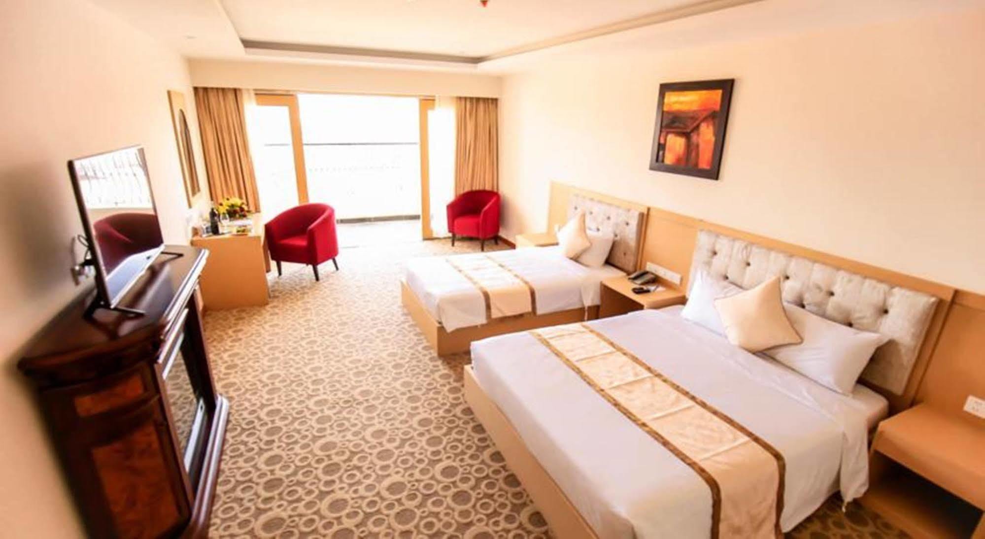 Bavico Plaza Hotel Dalat Eksteriør bilde
